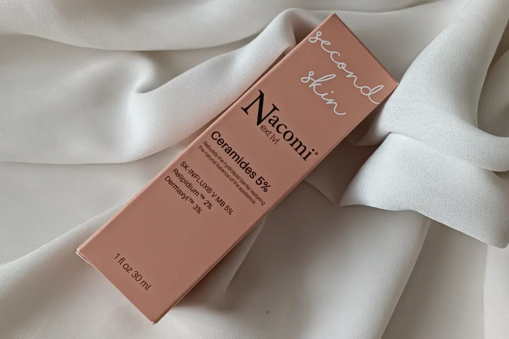 Serum do twarzy z ceramidami 5% Nacomi