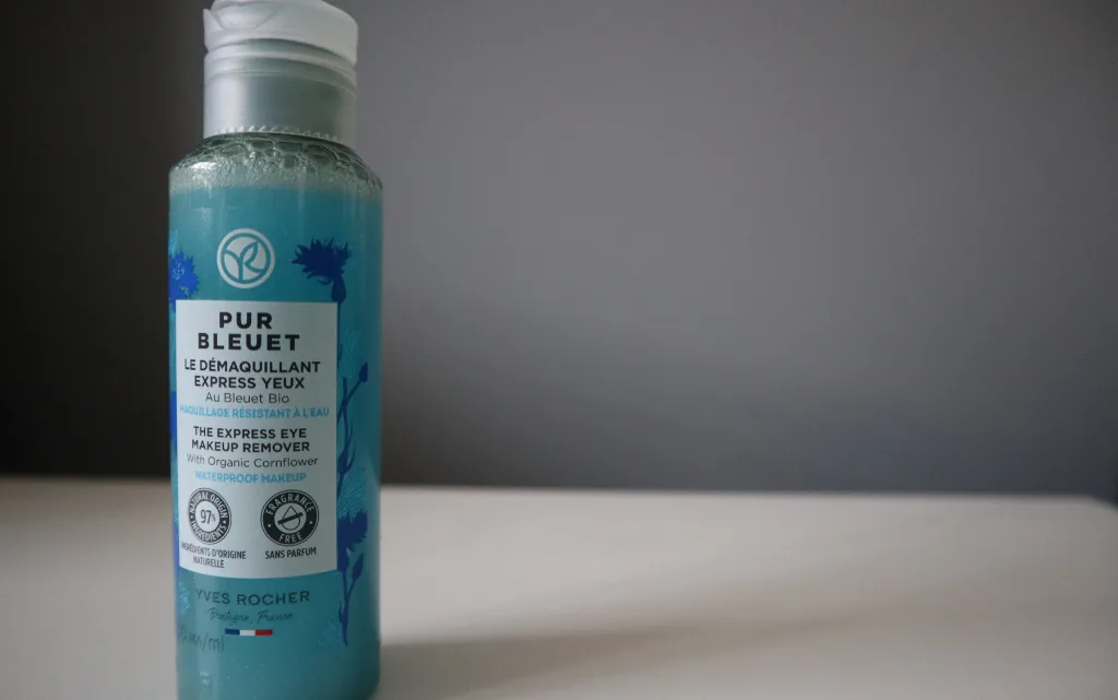 Dwufazowy płyn do demakijażu oczu Pur Bleuet Yves Rocher po zmieszaniu 