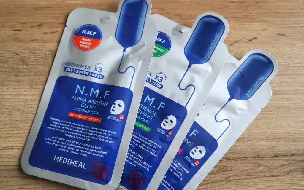 Koreańska maska w płachcie MEDIHEAL N.M.F trzy rodzaje