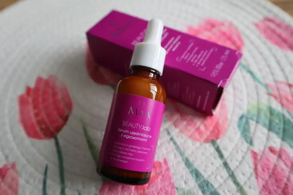 Opakowanie serum ujędrniające z egzosomami Miya Cosmetics BEAUTY.lab