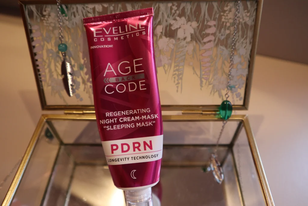 Eveline Age Back Krem–maska regenerująca na noc „Sleeping Mask”  w ozdobnej szkatułce